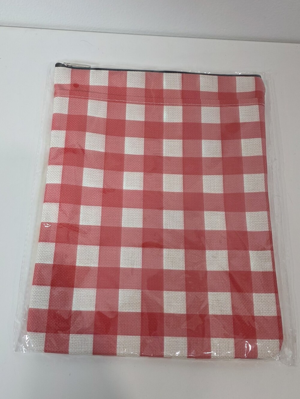Book Sleeve Red and White Gingham - Picture 3 of 3